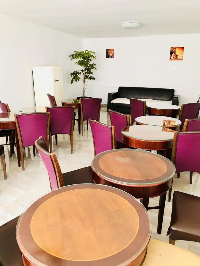 Hotel Eka Sebes  Bagian luar foto